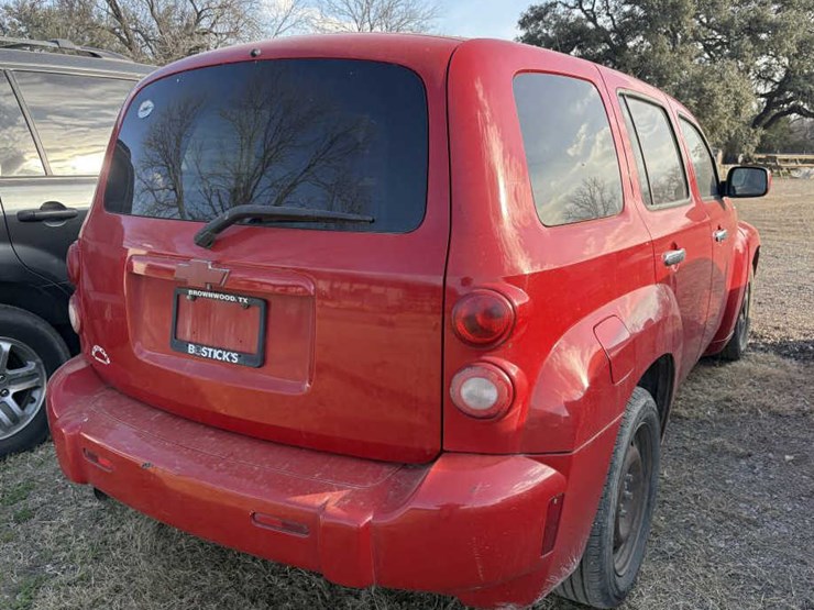 2011-chevrolet-hhr-image-6