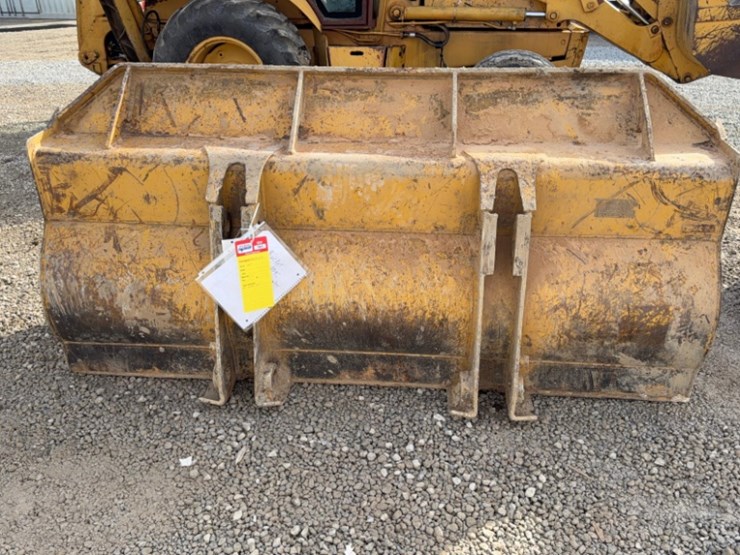 caterpillar-939c-image-3