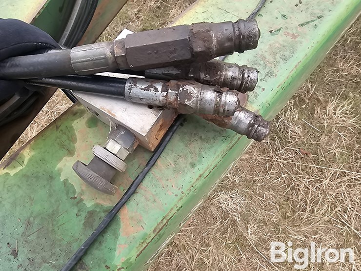 john-deere-7200-image-15