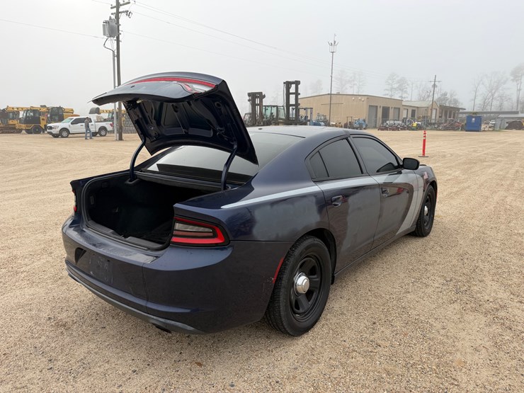 #780-•-2016-dodge-charger-image-3