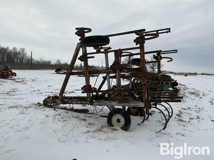 chisel-plow-image-8