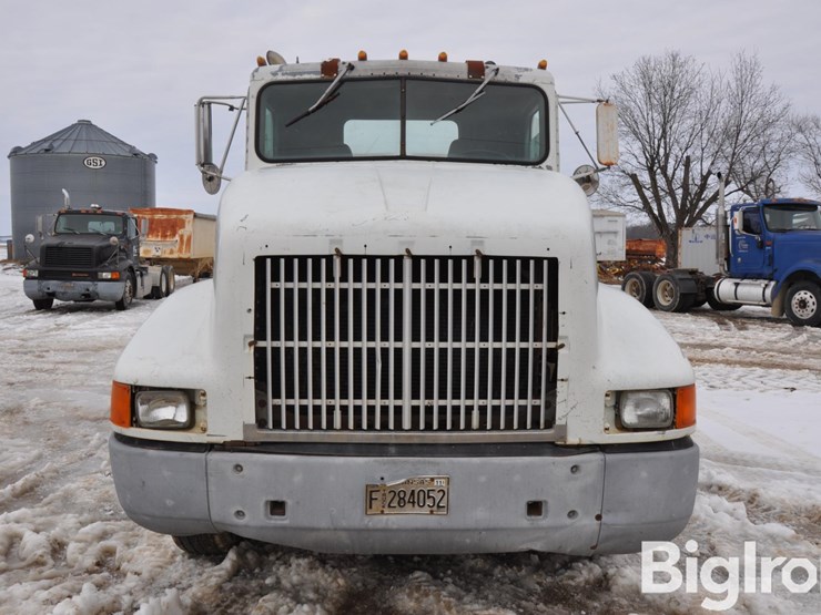 1991-international-t/a-truck-tractor-image-2