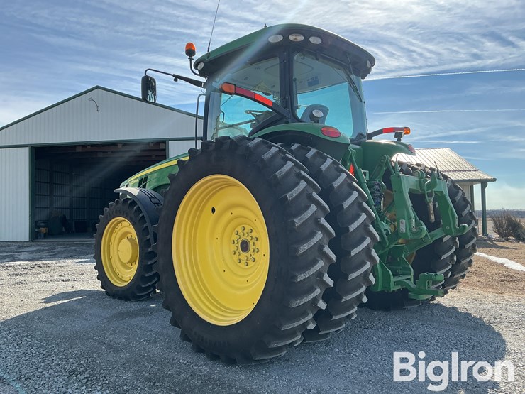 2011-john-deere-8285r-image-7