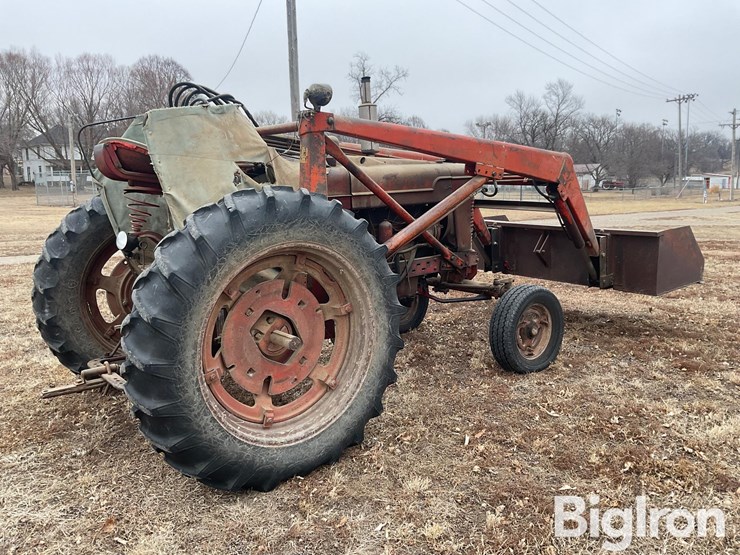 1951-international-m-image-5