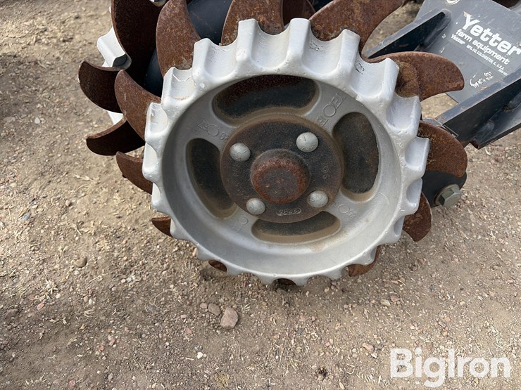 yetter-planter-openers-image-9