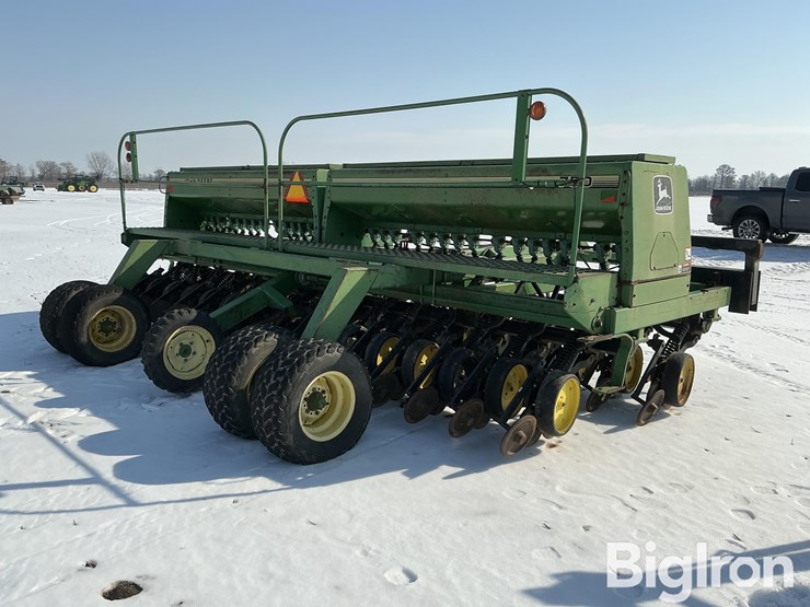 john-deere-750-image-5