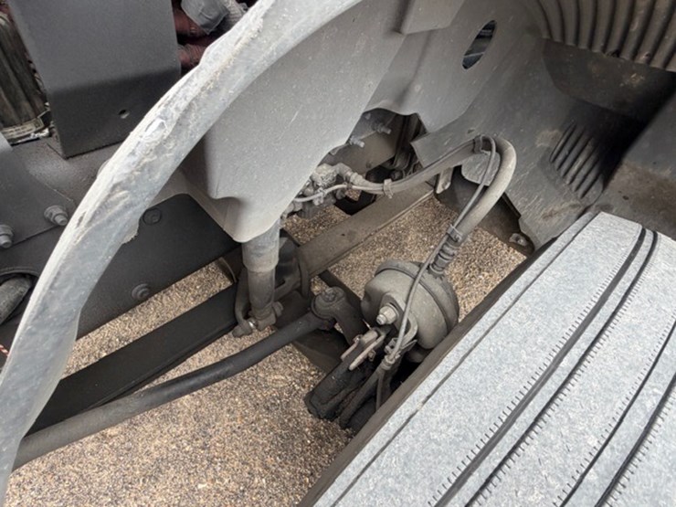 #227-•-2020-mack-anthem-image-85