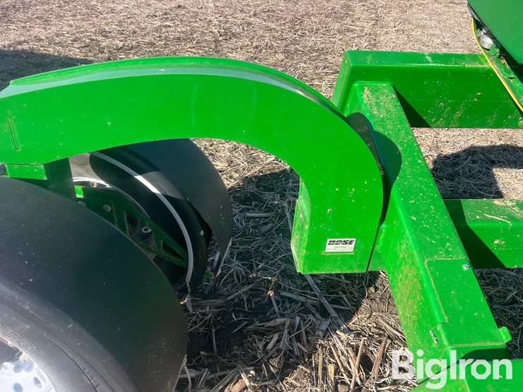 2020-john-deere-740fd-image-17