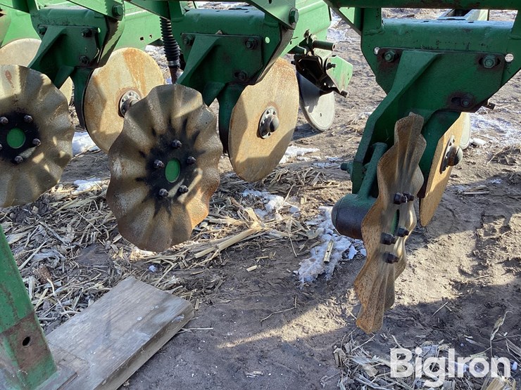 14r20"-dry-fertlilizer-applicator-image-12