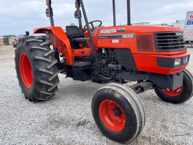 kubota-m8200-image-17