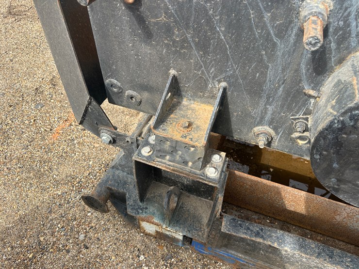 #3546-•-shaker-screen-image-23