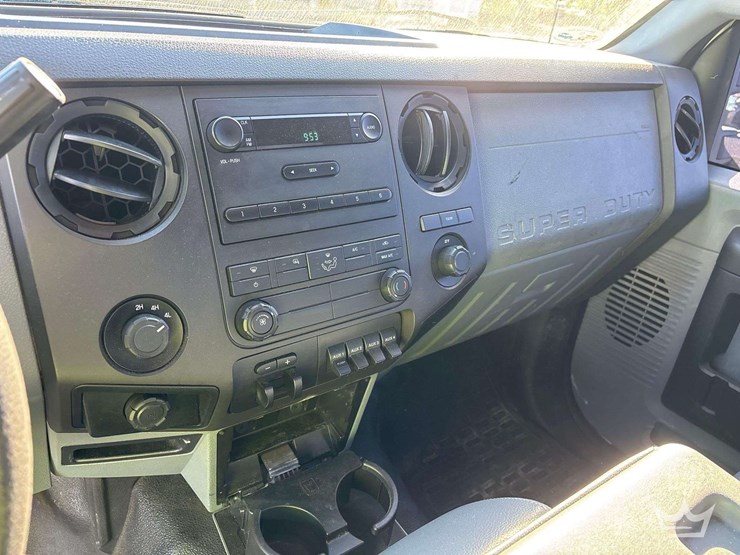 2013-ford-f350-image-14