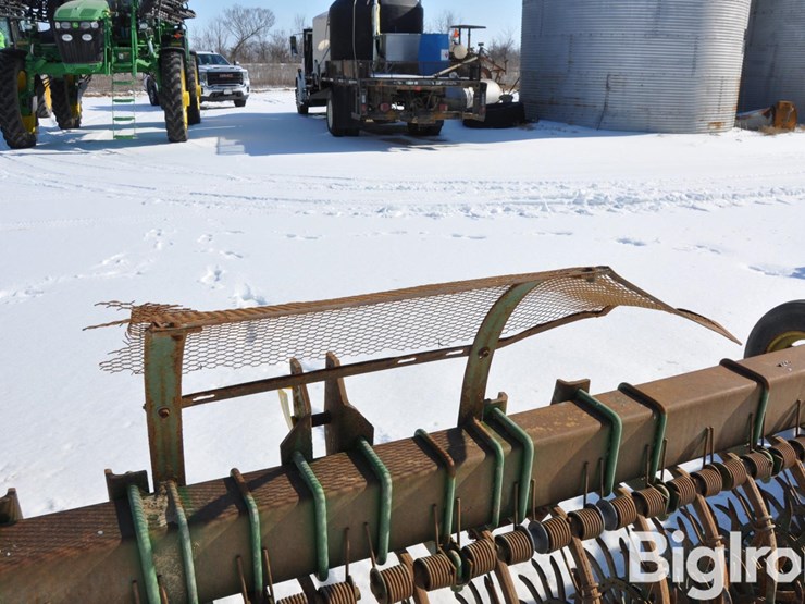 john-deere-400-image-16