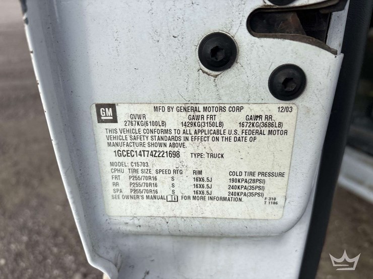 2004-chevrolet-silverado-1500-image-9