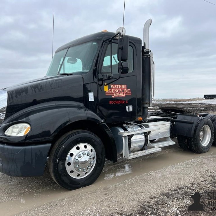 2006 FREIGHTLINER COLUMBIA 112