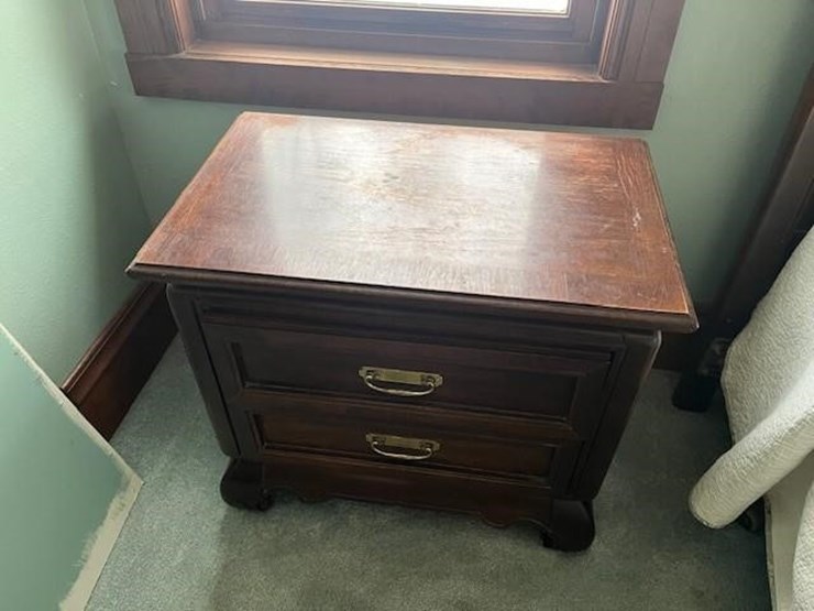 wooden-bedroom-set-image-6