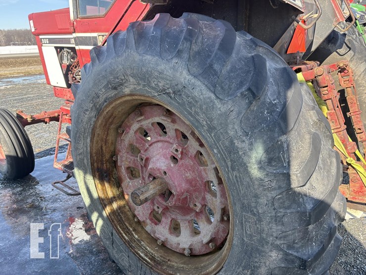 1976-international-986-image-16