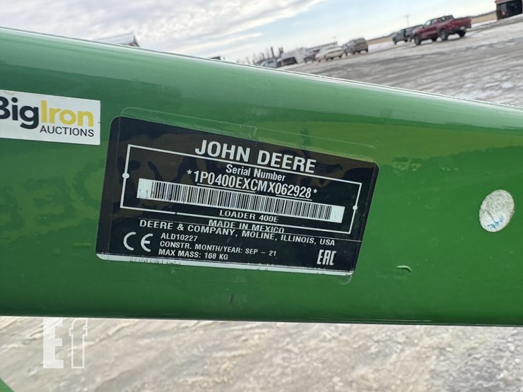 2017-john-deere-4044m-image-18