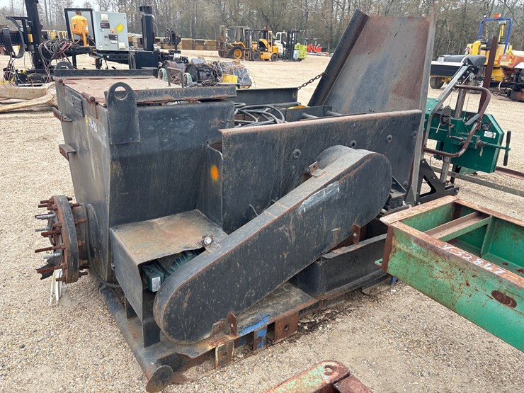 #3546-•-shaker-screen-image-33