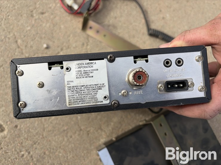 cobra-25-ltd-professional-cb-radio-image-14