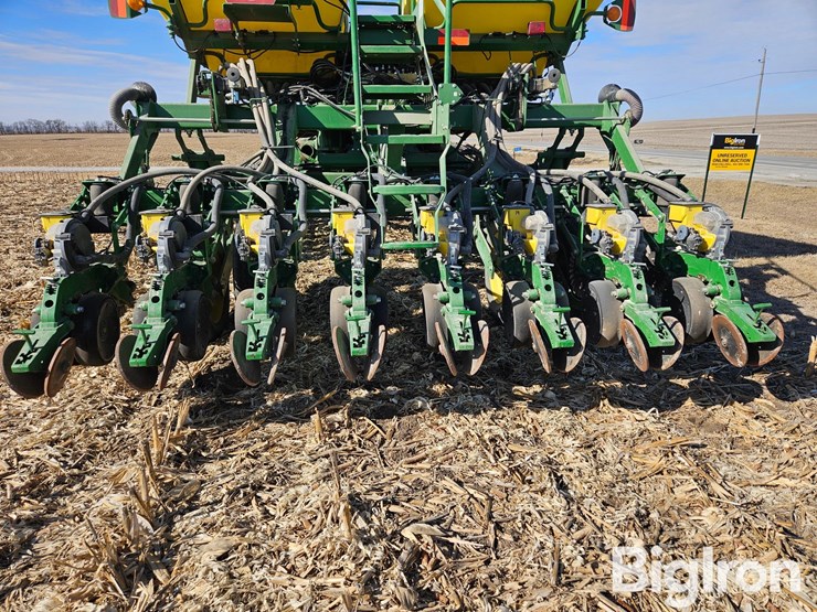 2013-john-deere-1790-ccs-image-14