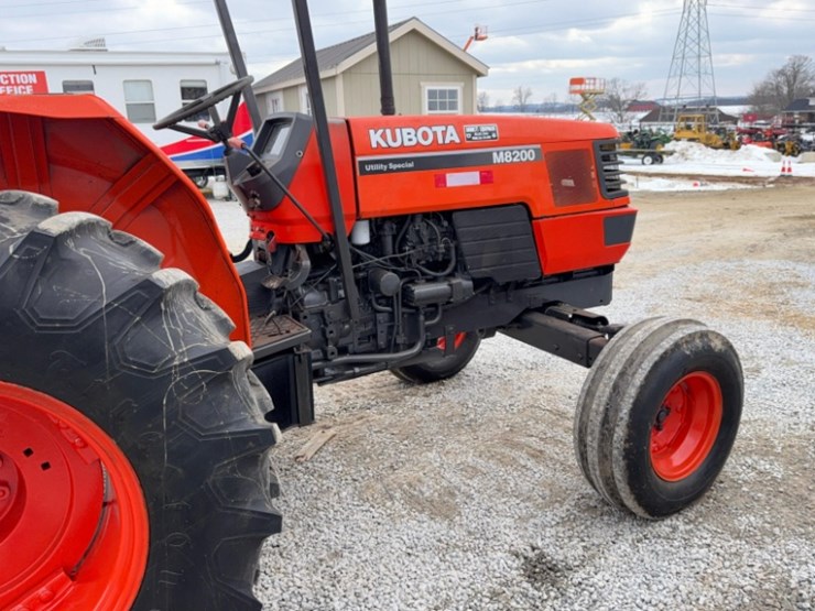 kubota-m8200-image-9