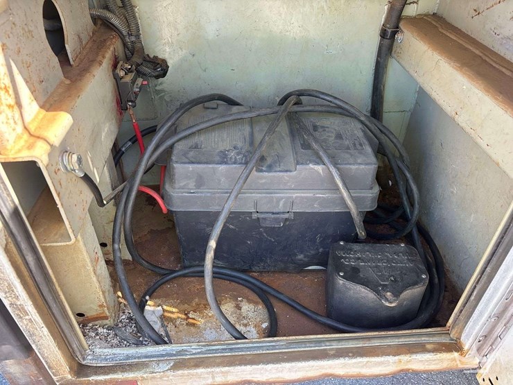 2017-auto-crane-4004eh-image-26