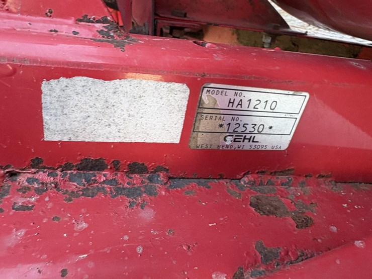 gehl-cb1085-image-16