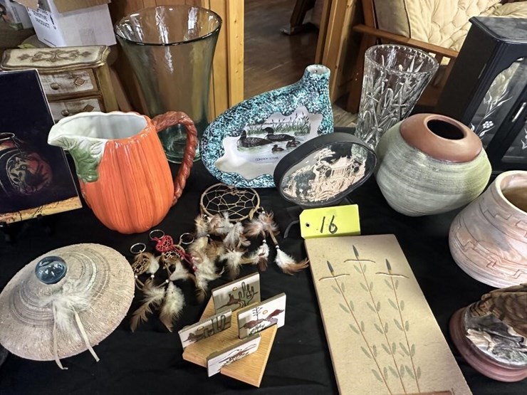 vintage-glass-collectibles-image-5