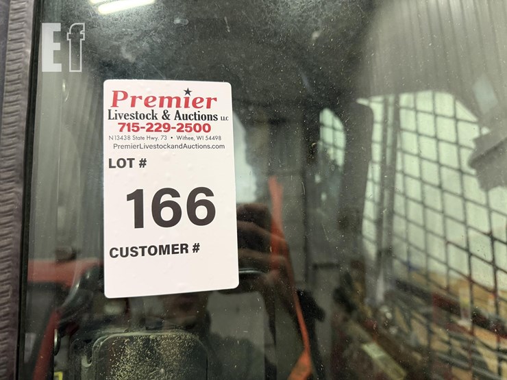 2024-deere-330g-image-26