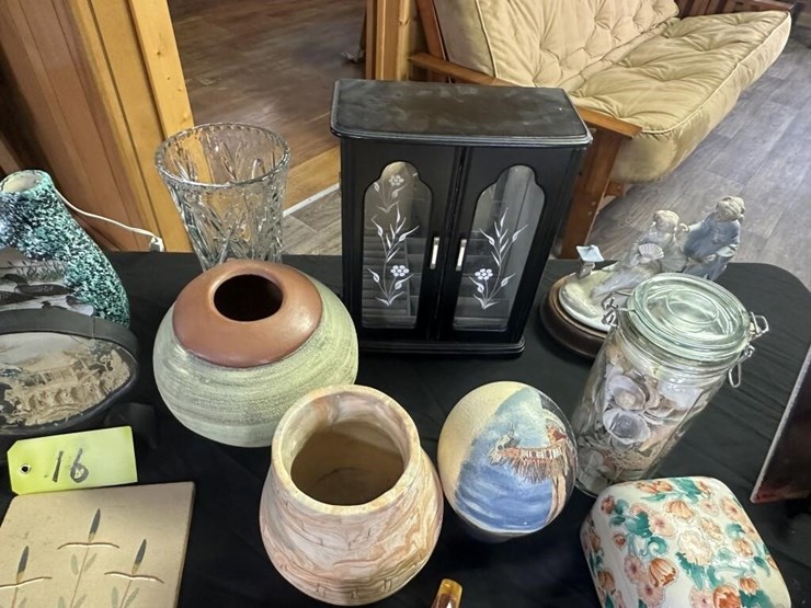 vintage-glass-collectibles-image-8