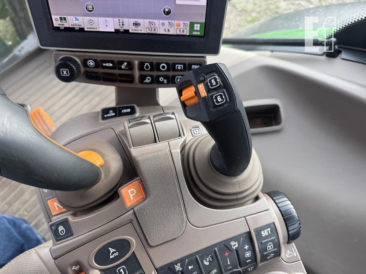 2022-john-deere-6r-145-image-19