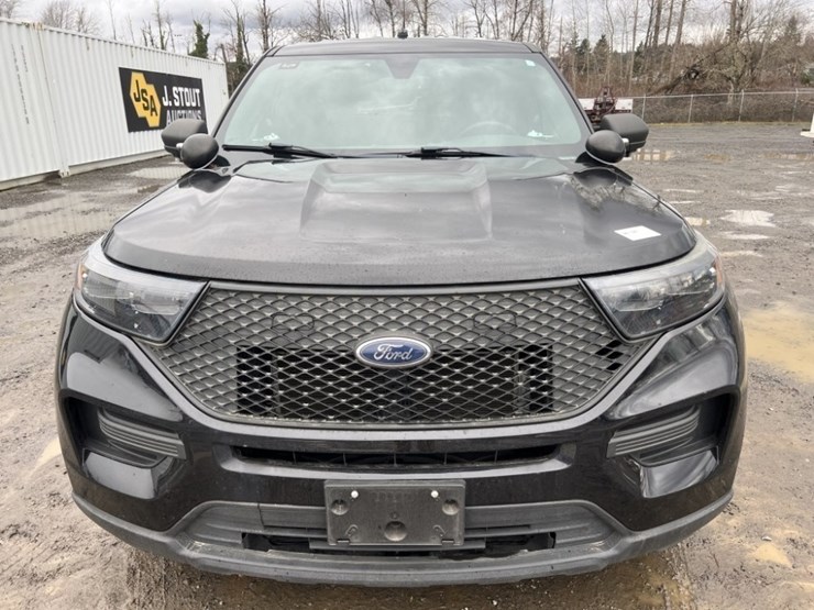 2019-ford-explorer-image-8