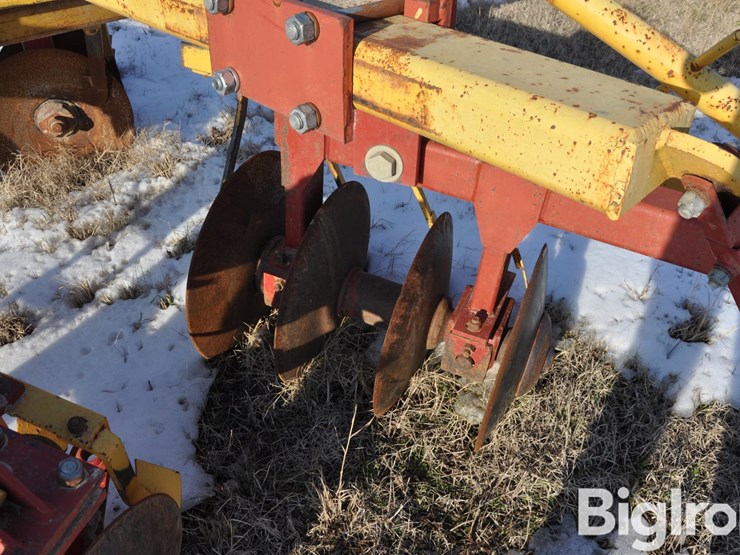 sunflower-9210-3-pt-levee-plow-w/-seeder-&-packer-image-15