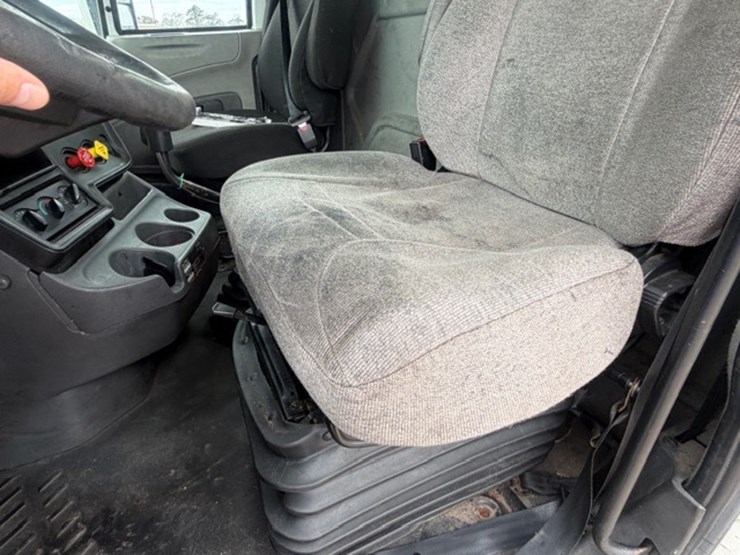 2016-international-prostar-image-42