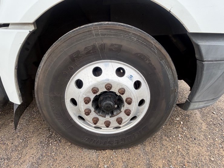 2016-international-prostar-image-27