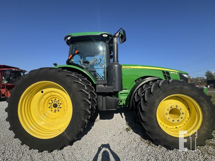 2013-john-deere-8310r-image-7