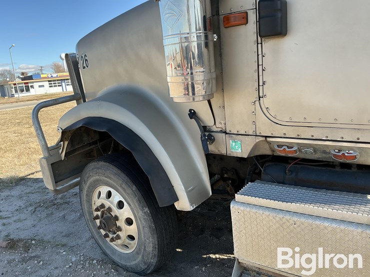 2001-international-2001-image-18