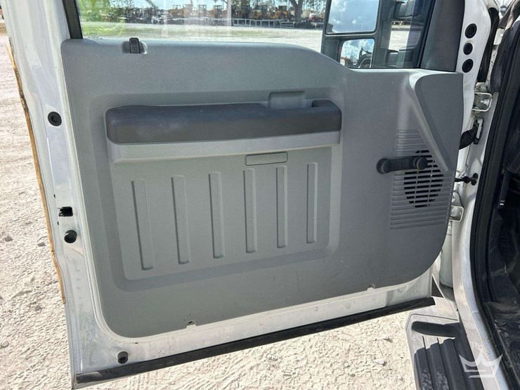 2016-ford-f250-image-11