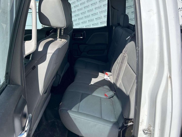 2016-chevrolet-silverado-1500-image-23