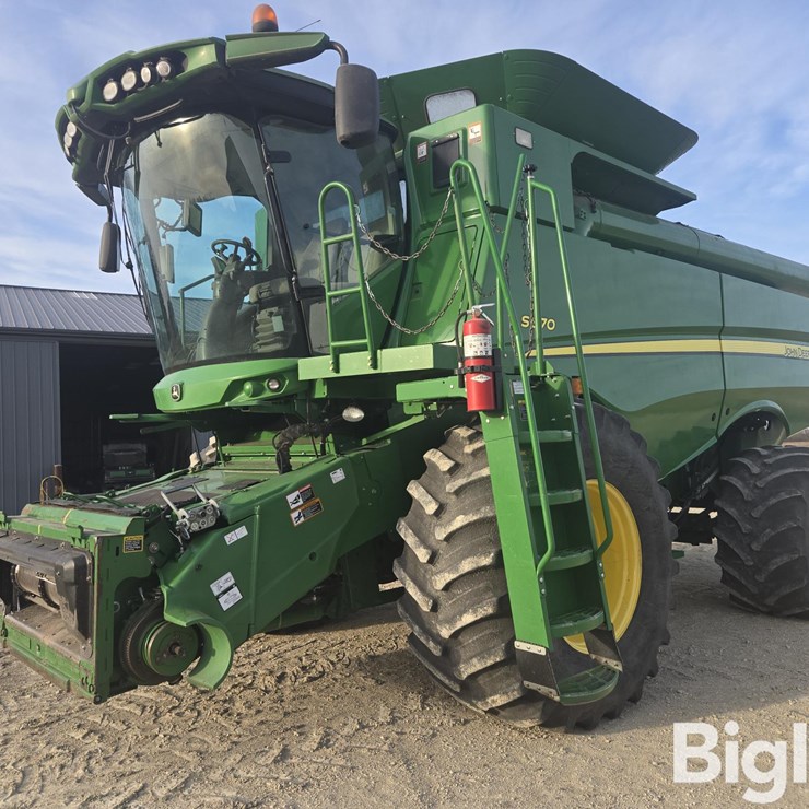 2013 JOHN DEERE S670