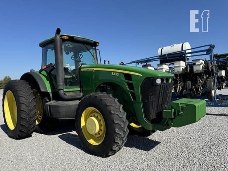 2009-john-deere-8330-image-3