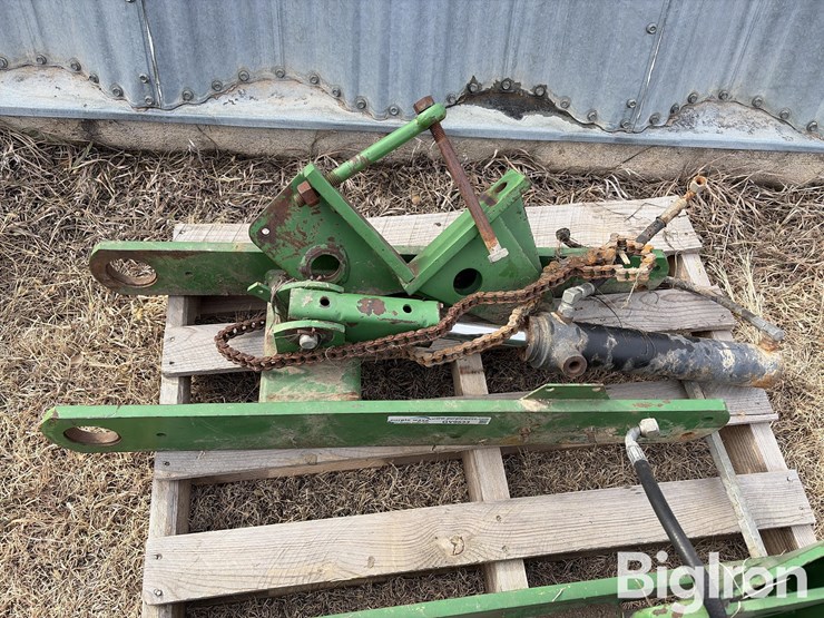 john-deere-1770-wheels-&-drive-frames-image-17