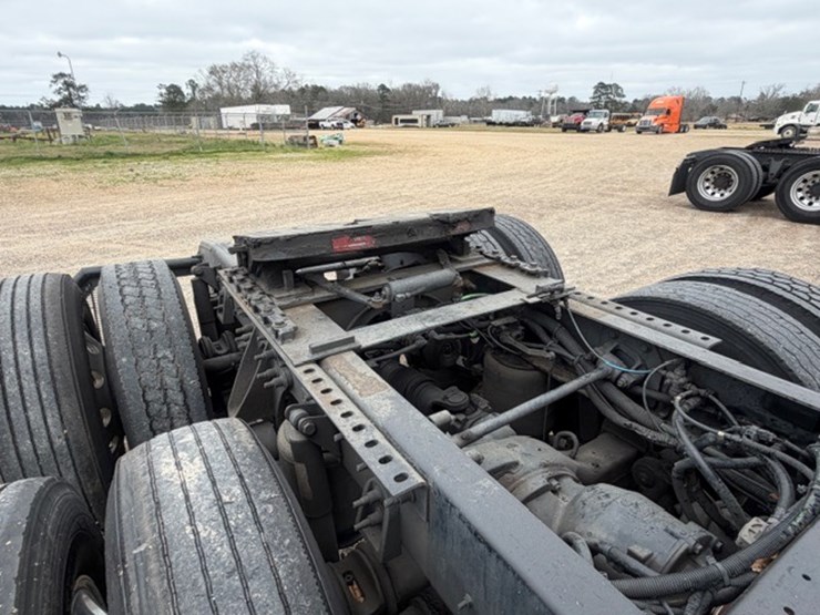 2016-international-prostar-image-33