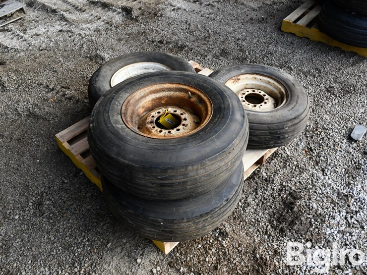 pallet-of-tires-image-3