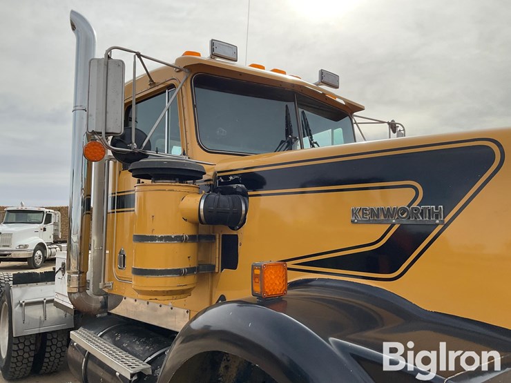 1985-kenworth-w900-image-12