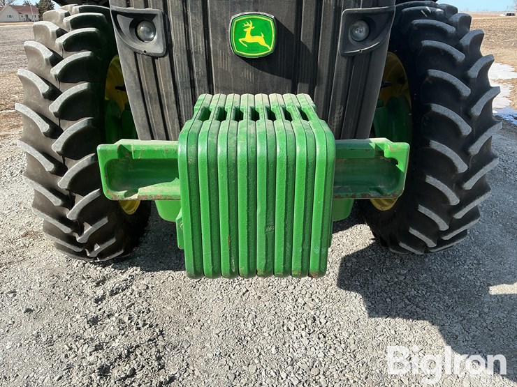 2011-john-deere-8285r-image-19