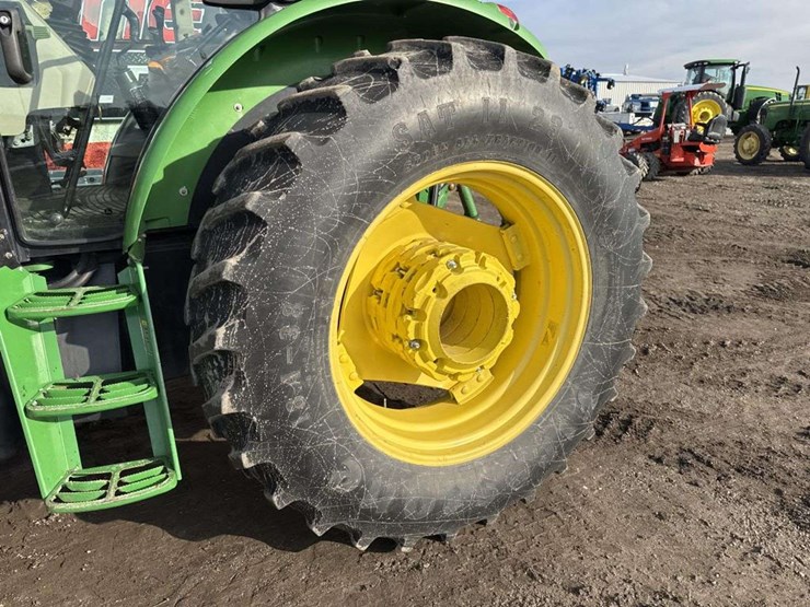john-deere-6115d-image-9