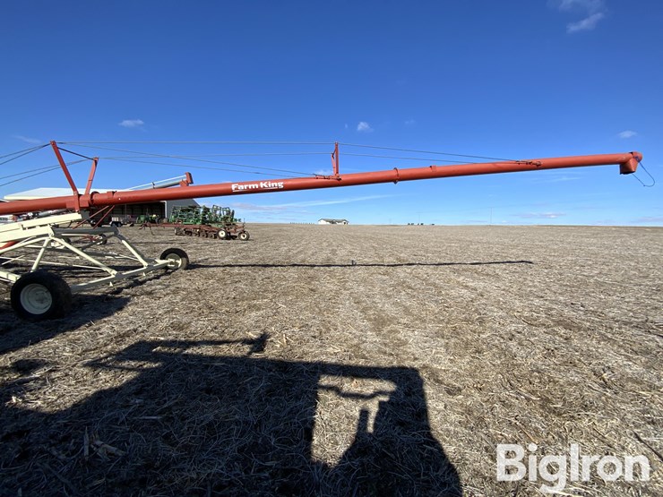 buhler-farm-king-1070-image-8