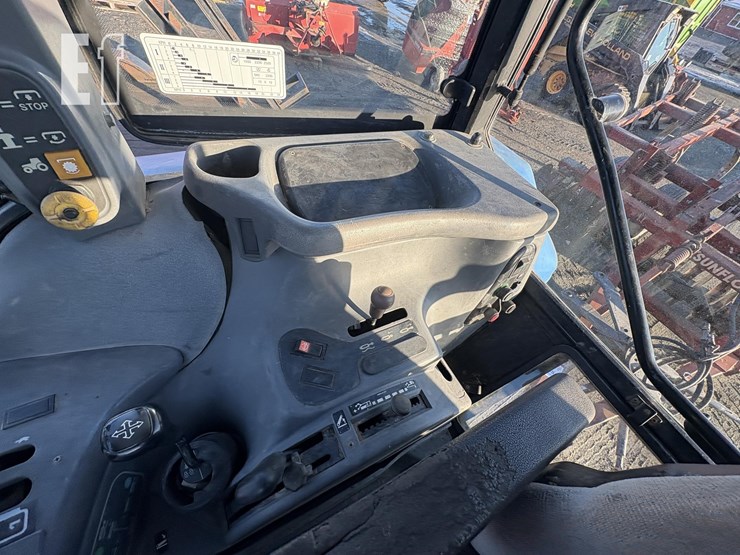 new-holland-ts110-image-15